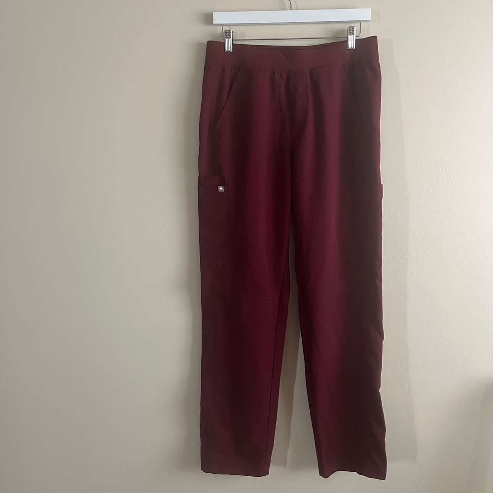 FIGS Axim Cargo Scrub Pants Mens M Burgundy Straight Leg Technical Collection